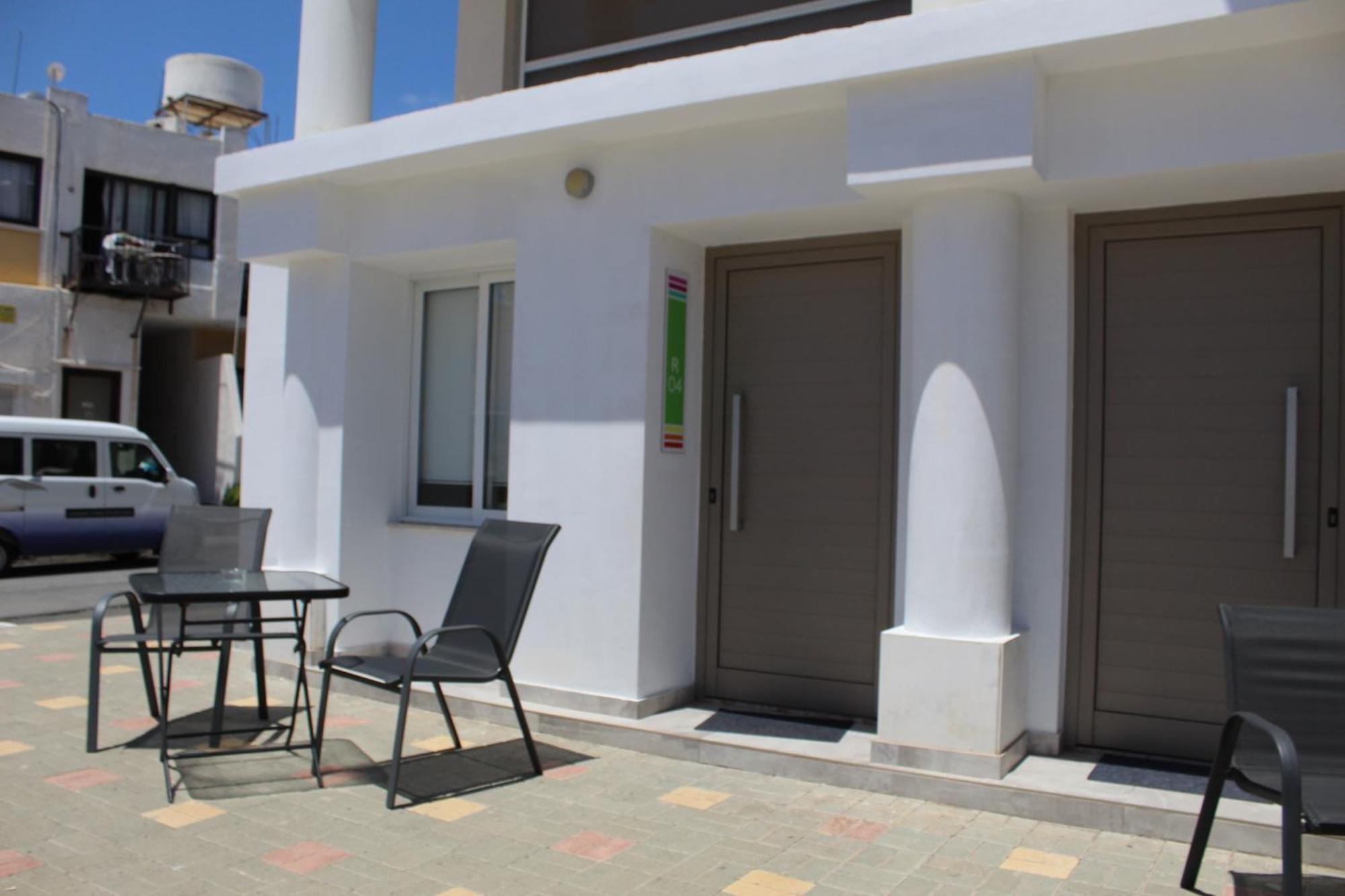 Rainbow Apartments Ayia Napa Eksteriør billede